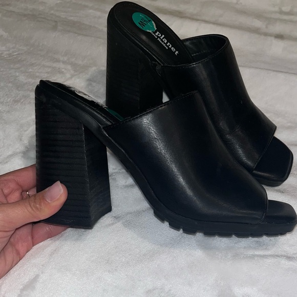 Steve Madden Shoes - Steve Madden Black Heeled Boots